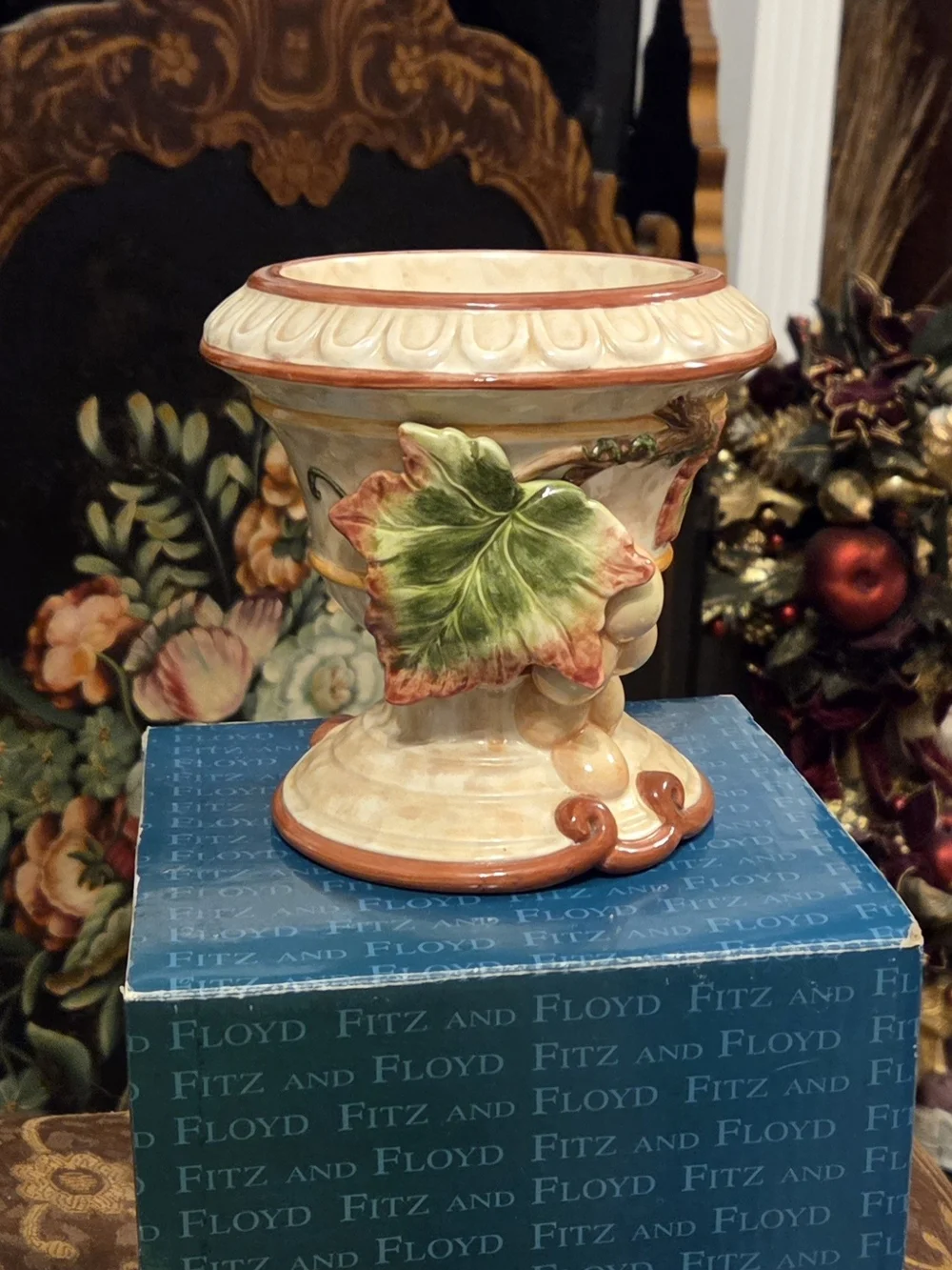 Fitz and Floyd Classics Venetian Romance Medium Candleholder Pillar 5in Tall NIB